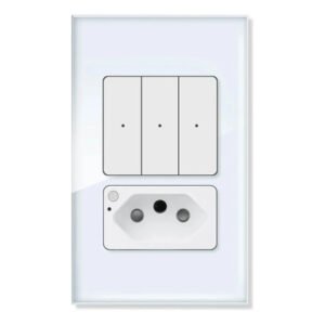 Interruptor Com Tomada Inteligente 20a Wifi Panda Plus Alexa 20 A Branco 3 Botões Com Tomada